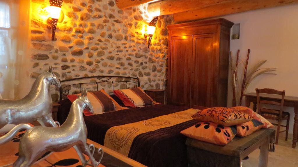 Les Gites D'Eliane Laragne Ruang foto